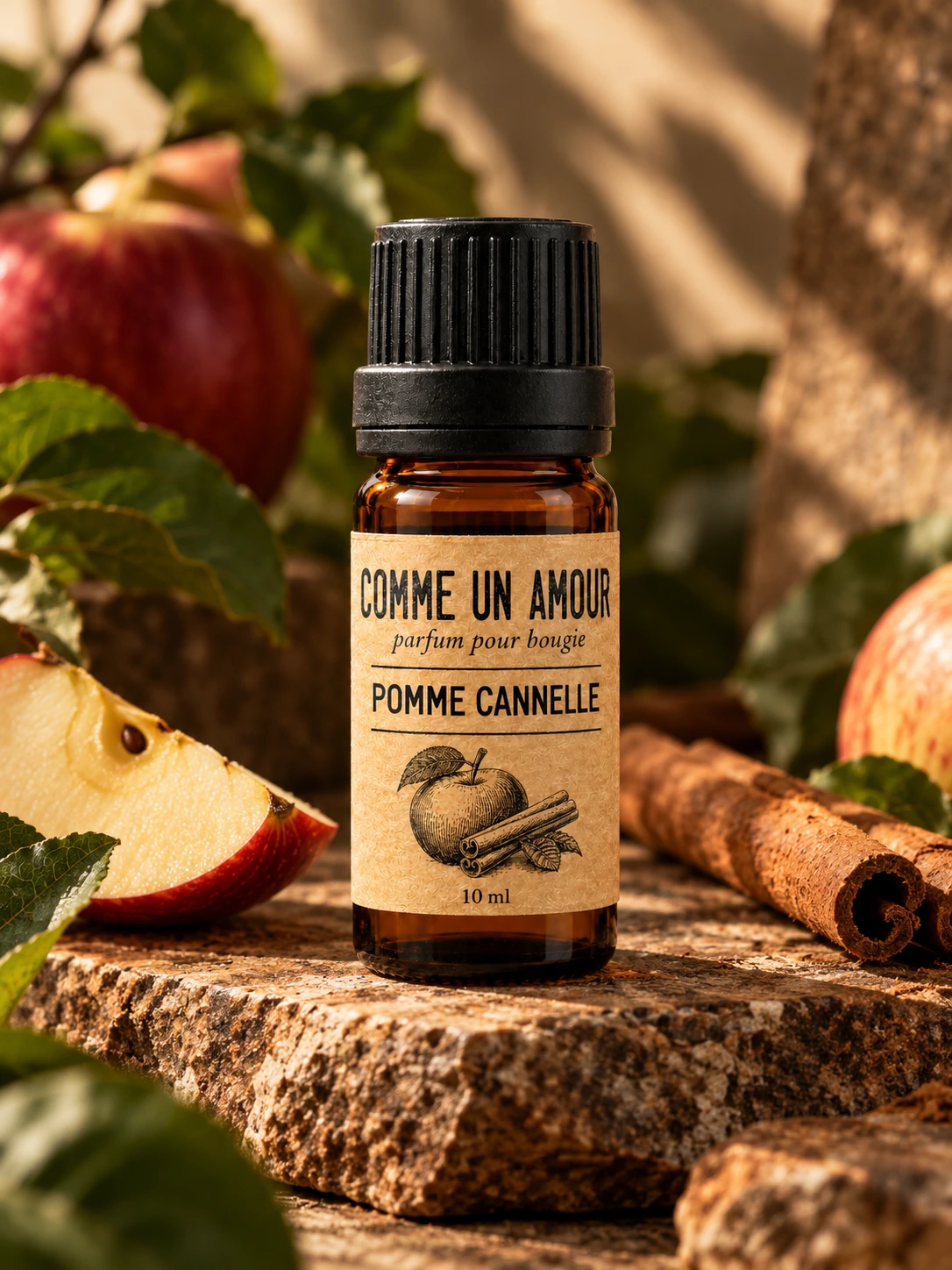 Parfum Pomme cannelle dans son décor botanique